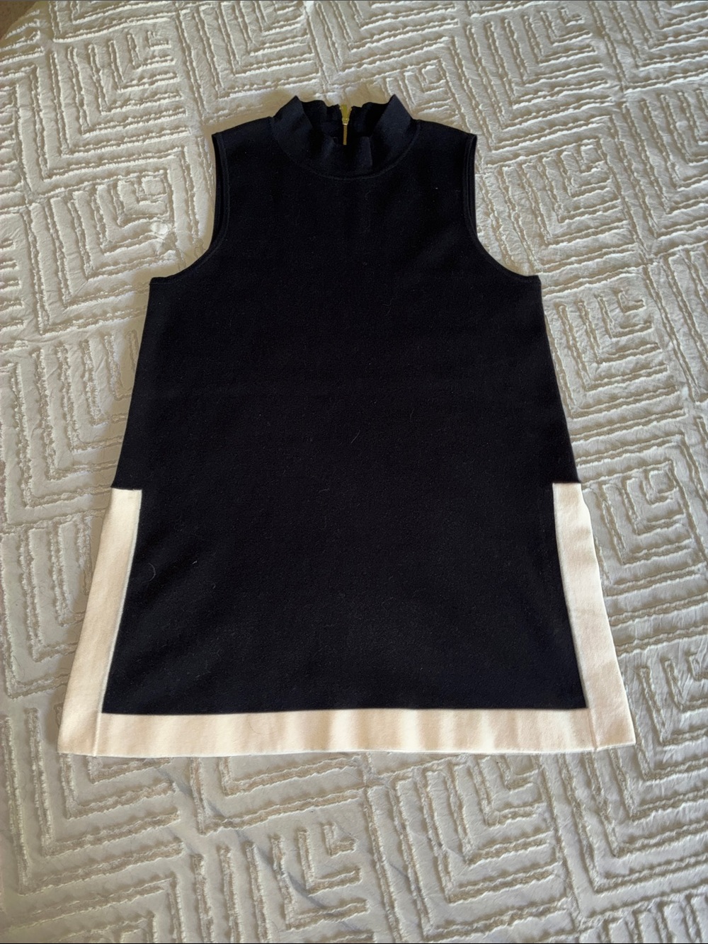 Anne Klein Black Knit Top with Cream Trim and Gold Zip